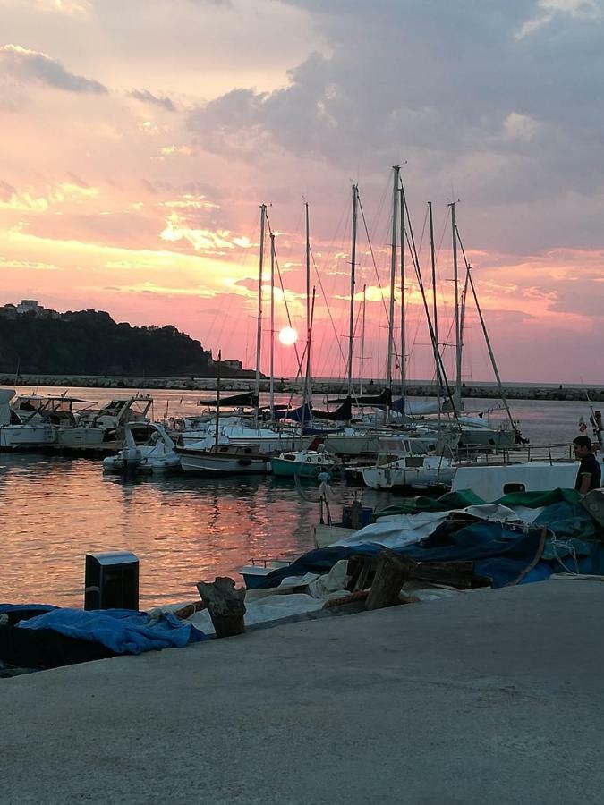 Casa Geltrude Al Porto Villa Procida Eksteriør bilde